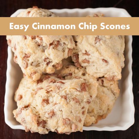 Cinnamon Scone, Cinnamon Scones Recipe, Cinnamon Chip Scones, Best Scone Recipe, Breakfast Scones, Beach House Kitchen, Cinnamon Scones, Scones Recipe Easy, Homemade Scones