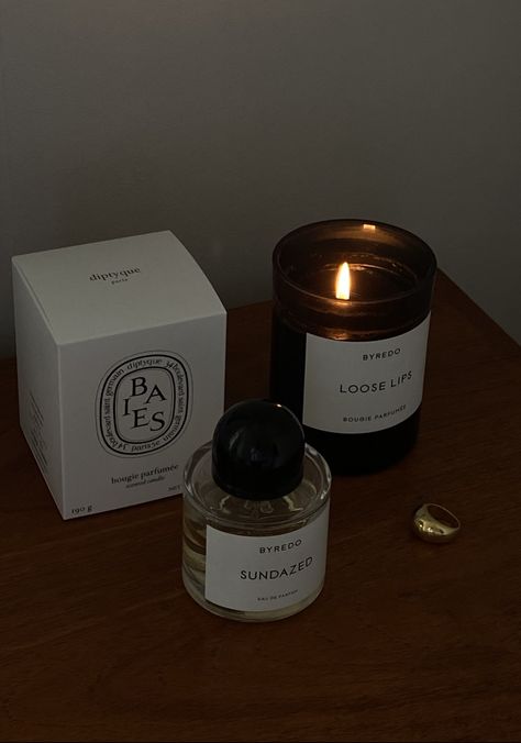 Candles Minimalist, Byredo Candle, Baies Candle, Velas Candles, Luxury Candle, Pretty Mugs, Cream Aesthetic, Candle Aesthetic, Pretty Skin