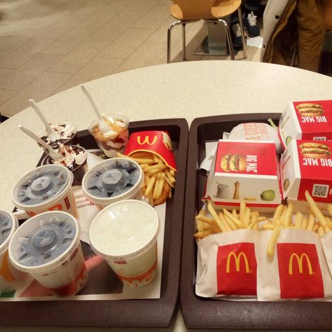 #mcdonalds #meki #happy#szabaduloszoba Mcdonald's Aesthetic, Mcdonalds Fast Food, Happy Meal Mcdonalds, Feeling Hungry, Food Is Fuel, My Dream Life, Happy Meal, Pusheen, Food Obsession