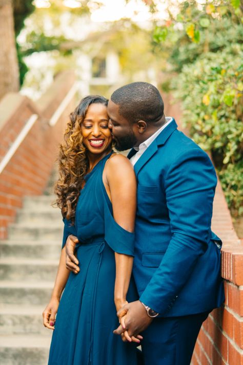 Black Couple Photoshoot Ideas, Black Couple Engagement Photoshoot, Engagement Photos Park, Engagement Photo Shoot Poses, Couple Engagement Pictures, Pre Wedding Poses, Shotting Photo, Glam Photoshoot, Anniversary Photoshoot