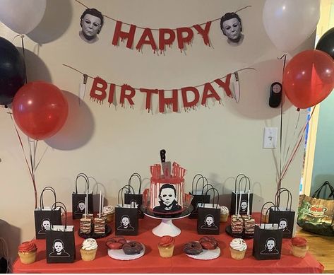 Michael Myers Party Decorations, Michael Myers Themed Birthday Party, Michael Myers Birthday Party Decorations, Michael Myers Party Ideas, Jason Birthday Party, Michael Myers Birthday Party Ideas, Michael Myers Themed Party, Michael Myers Birthday Cake, Michael Myers Birthday Party