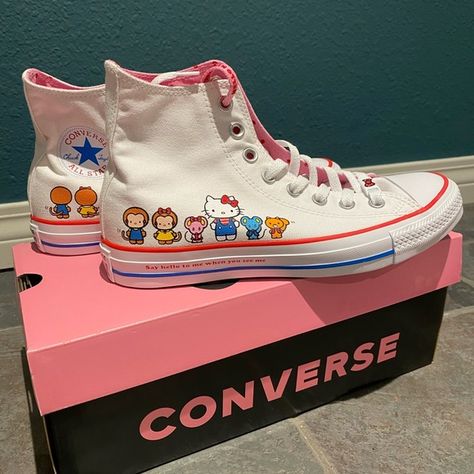 Hello Kitty high-top converse! Kirby Converse, Sanrio Converse, Hello Kitty Converse, Converse Drawing, Dream Sneakers, Hello Kitty Shoes, Kitty Clothes, Burning Desire, Hello Kitty Clothes