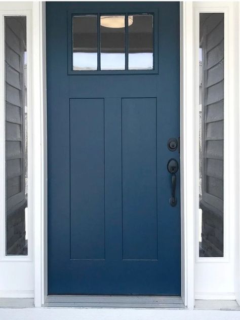 The 10 Best Accent Colors for Your Home Exterior - Bob Vila Blue Interior Doors, Dark Grey Houses, Exterior Paint Combinations, Blue Siding, White Exterior Paint, Grey Siding, Blue Front Door, Door Colors, Pool Water Features