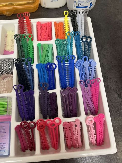 Powerchain Braces Aesthetic, Braces Aesthetic Colors, Best Color For Braces, Cute Braces Colors Aesthetic, Mint Green Braces, Color For Braces, Powerchain Braces Color, Brackets Aesthetic, Gray Braces