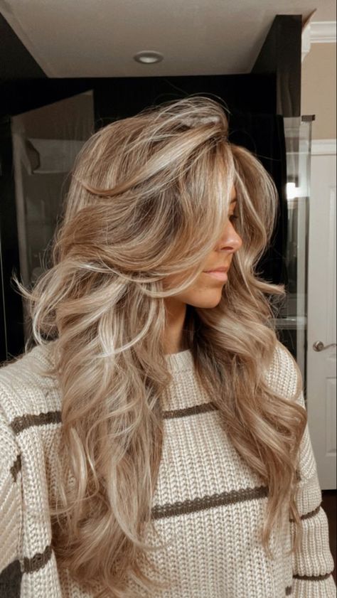 Long Blonde, Long Blonde Hair, Hair Color Ideas, Blonde Hair, A Woman, Hair Color, Blonde, Mirror, Hair