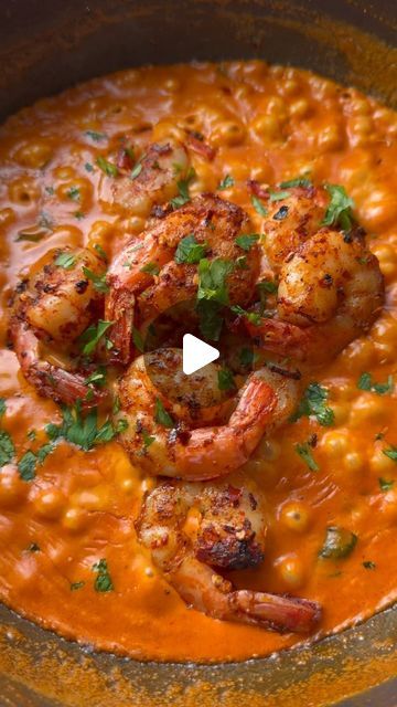 Seafood Recipes For Dinner, Seasoning Shrimp, Bread For Dipping, Prawns Recipe, Raw Shrimp, How To Cook Orzo, Red Sauce Pasta, Shrimp Dinner, Prawn Recipes