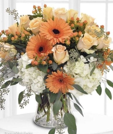 Flower Fall, Thanksgiving Flowers, Fall Flower Arrangements, Peach Rose, Fall Flower, Fall Arrangements, Flower Arrangements Simple, Flower Arrangements Diy, Fresh Flowers Arrangements