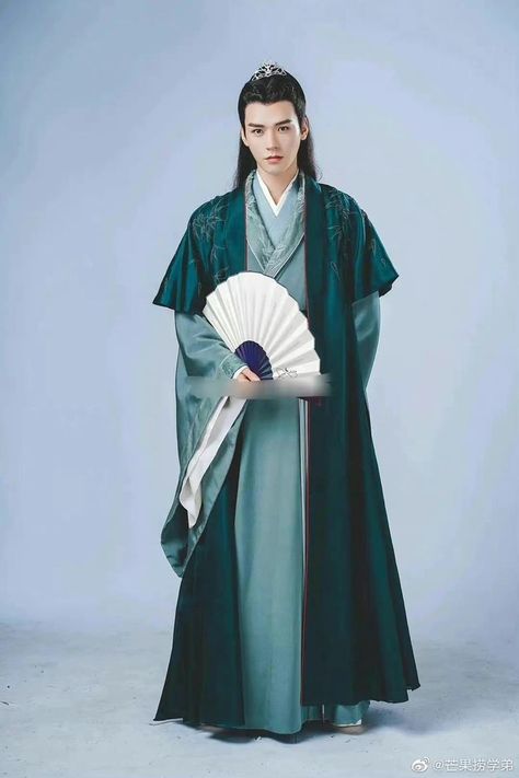 Chinese Hanfu Male, Ancient China Clothing, Male Hanfu, Hanfu Male, Random Tweets, Hanfu Men, Chinese Historical Drama, Green Kimono, Chinese Traditional Costume