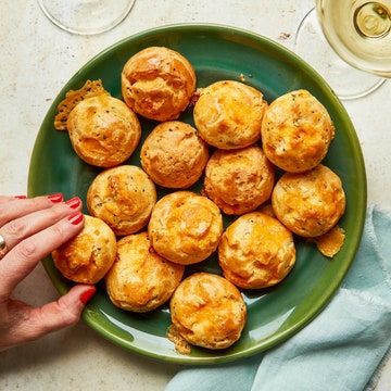 Gougeres Recipe, Cheese Puffs, Pastry Bag, Hors D'oeuvres, Julia Child, Baked Goods, Cheddar, Small Bowls, Dough