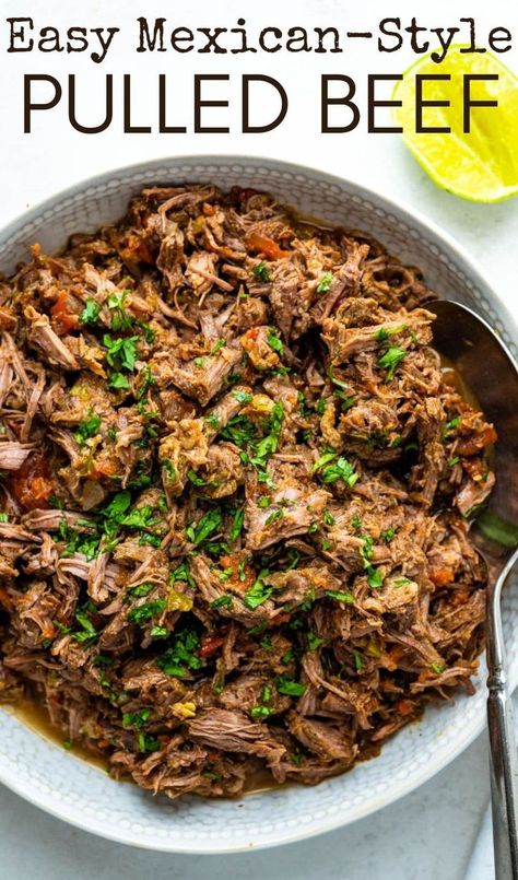 Chuck Roast Recipe Oven, Roast In Dutch Oven, Chuck Roast Crock Pot Recipes, Shredded Beef Recipe, Dutch Oven Beef, Shredded Beef Recipes, Shredded Beef Tacos, Mexican Shredded Beef, Beef Recipe Instant Pot