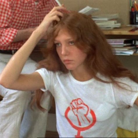 Anne Wiazemsky Anne Wiazemsky, That 70s Show Aesthetic, French New Wave, Lily Evans, Lost And Found, Look Cool, Beautiful People, Cool Girl, Long Hair