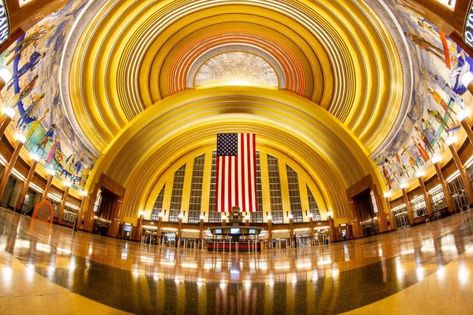 Union Terminal Rotunda Tours | Downtown Cincinnati | Tours, Walking Tours, Visual Arts & Culture, Architecture & Landmarks, History & Culture Toledo Napoli, Newport Aquarium, Chattanooga Choo Choo, Cincinnati Museum, Culture Architecture, Downtown Cincinnati, Architectural History, Strange Facts, Old Train Station