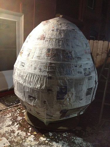 Totoro Diy, Big Easter Eggs, Giant Easter Eggs, Egg Costume, Giant Dinosaur, Paper Mache Eggs, Easter Craft Decorations, Spring Easter Crafts, Paper Mache Crafts