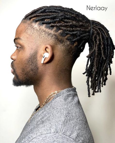 Long Twists Black Men Hair, Dred Locks Men, Dread Locks Men, Faux Locs Men, Black Men Dreadlocks Styles, Dred Locks, High Top Dreads, Dreads Short Hair, Dread Hairstyles For Men