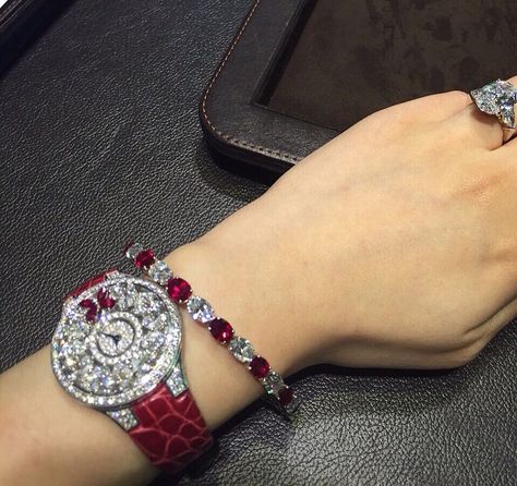 Graff watch & bracelet ❤️ Graff Diamonds, The Bling Ring, Lotus Jewelry, Girly Accessories, Fancy Jewellery, Stacked Jewelry, Interesting Photos, Bling Rings, Girly Jewelry