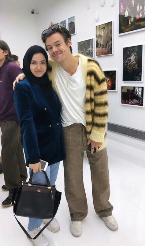 Harry Styles Outfits, Harry Styles Clothes, Harry Outfits, Harry Styles Outfit, Haikou, Harry Styles Pictures, Harry Styles Photos, Mr Style, Fire Fits