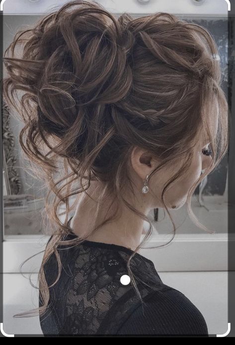 Holiday Updos, Messy Curly Hair, Messy Hair Updo, Curly Bun Hairstyles, Bun Hair Piece, Homecoming Hairstyles Updos, Wedding Hairstyles Updo, Tom Felton, Wedding Updo