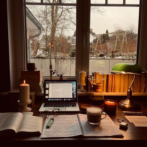 Olja’s Cosy Study Setup in Nordfriesland, Germany Dark Academia Study, Dark Academia Bedroom Ideas, Dark Academia Bedroom, Academia Bedroom, Writing Studio, Coffee Study, Study Corner, Desk Setups, Pantry Wall