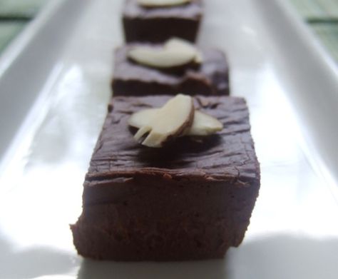 Top Dessert Recipes, Bourbon Fudge, Easy Chocolate Fudge, French Dessert Recipes, Fudge Recipes Chocolate, French Dessert, French Desserts, Fudge Recipe, French Class