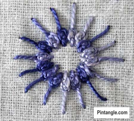 Oyster Stitch - Pintangle Oyster Stitch, Crazy Quilt Stitches, Blackwork Embroidery, Hand Embroidery Patterns Flowers, Hand Embroidery Videos, Embroidery Stitches Tutorial, Hand Embroidery Projects, Hand Embroidery Flowers, Handwork Embroidery Design