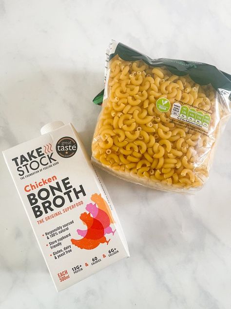 If your child likes to eat plain pasta then try this simple hack of cooking it in bone broth. It adds protein, collagen and amino acids to make their favourite food a little healthier. Bone Broth Noodles, Bone Broth Pasta, How To Cook Noodles, Plain Pasta, Bolognese Pasta Bake, How To Make Noodles, Kids Dinners, Cauliflower Pasta, Boiling Pasta