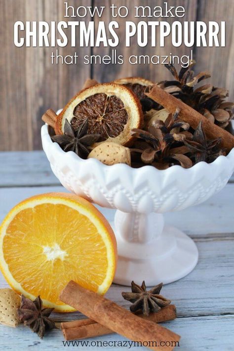 Learn how to make homemade Christmas Potpourri that smells amazing. It is so easy! Find out how to make potpourri with very little effort or expense. Diy Christmas Potpourri, Homemade Christmas Potpourri, Potpourri Decor, Make Potpourri, How To Make Potpourri, Potpourri Diy, Christmas Crystals, Holiday Potpourri, Simmer Pots