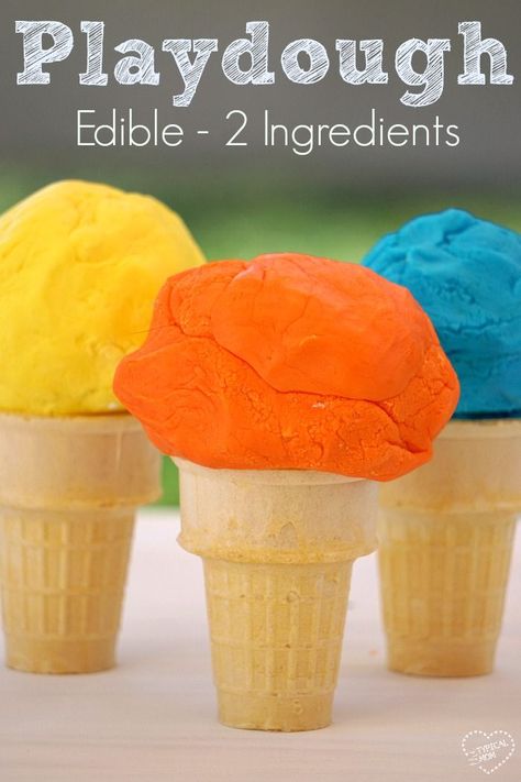 How to make edible playdough with just 2 ingredients!! So easy and so much fun with kids. Edible Playdough Recipe, Edible Play Dough Recipe, Cooking With Kids Easy, Edible Playdough, Diy Playdough, Meals Kids Love, Edible Slime, Edible Crafts, Playdough Recipe