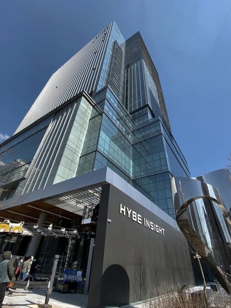 Hybe Building, Hybe Insight, Seoul Korea Travel, Dancer Lifestyle, Building Aesthetic, South Korea Seoul, Career Vision Board, Dream Motivation, Dream Music