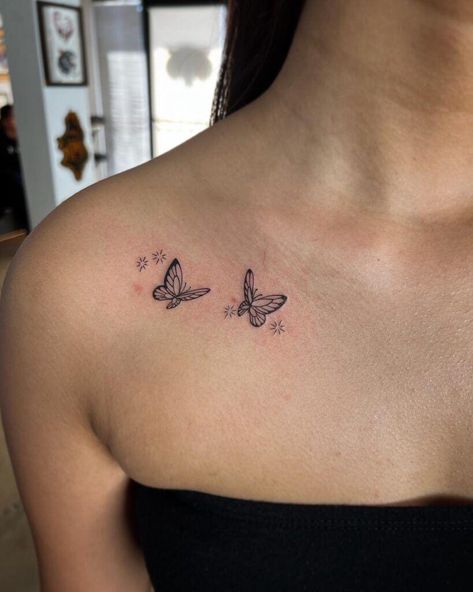 Collar Bone Tattoo Stencil, Butterfly Collar Bone Tattoo, Collar Bone Tattoos, Collar Tattoo, Collarbone Tattoos, Tattoos For Females, Wrist Bracelet Tattoo, Butterfly Tattoo Stencil, Tattoos For Men And Women