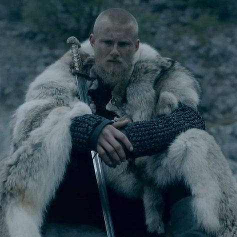 King Bjorn Ironside of Kattegat ⚔ . . #bjorn #bjornironside #kattegat #vikings #vikingsseason5 #norse #scandinavian #king #lothbrok #ragnar #viking #history #historyvikings Norse Heathenism, Bjorn Lothbrok, Vikings Season 5, Bjorn Vikings, Bjorn Ironside, Vikings Series, Ivar Vikings, Ragnar Vikings, Vikings History