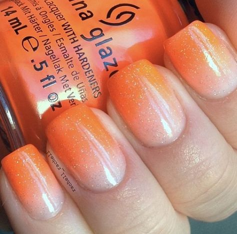 Orange and white nails White And Orange Nail Designs, University Of Tennessee Nails, Tennessee Nails Designs, Nails Orange And White, Tennessee Vols Nails, Vols Nails, Ombre Nails Orange, Giants Nails, Tennessee Nails