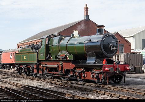 RailPictures.Net Photo: 3440 Great Western Railway Steam 4-4-0 at Toddington, United Kingdom by Graham Williams British Railways Steam Locomotive, British Steam Locomotive, Steam Trains Photography, Steam Trains Uk, Old Steam Train, Great Western Railway, Steam Engine Trains, Steam Railway, British Railways