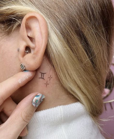 Small Gemini Tattoo, Tattoo Behind Ear, Small Girly Tattoos, Small Shoulder Tattoos, Girl Back Tattoos, Anklet Tattoos, Taurus Tattoos, Gemini Tattoo, Mini Tattoo