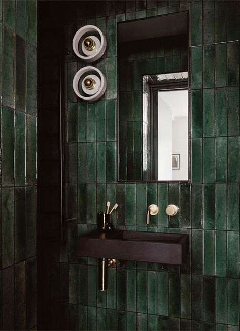 Green Enchantment: Captivating Bathroom Ideas in Serene Shades of Green 1 - Fab Mood | Wedding Color, Haircuts & Hairstyles | Nails | Colours Dark Green Bathrooms, Bathroom Green, Mandarin Stone, Concrete Basin, Vanity Basin, Austin Homes, Sink Design, Green Tile, Green Bathroom