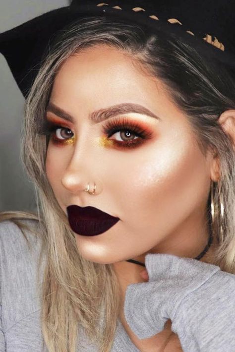 40 Best Fall Makeup Looks And Trends For 2020 Fall Eyeshadow Looks, Thanksgiving Makeup, Fall Eyeshadow, Fall Eye Makeup, Fall Makeup Trend, Plum Lipstick, Face Charts, Mascara Primer, Makeup For Blondes