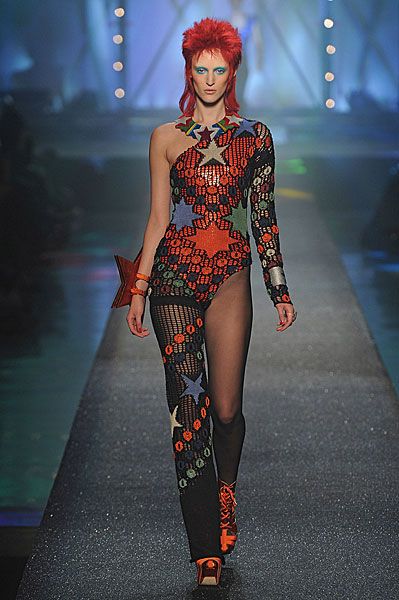 Spring Summer 2013, Jean Paul Gaultier, Paris Fashion Week, David Bowie Glam Rock Outfits, David Bowie Fashion, 70s Glam Rock, Punk Hairstyles, 70s Mode, Glam Rock Style, Punk Glam, Rock And Roll Fashion, 70s Glam