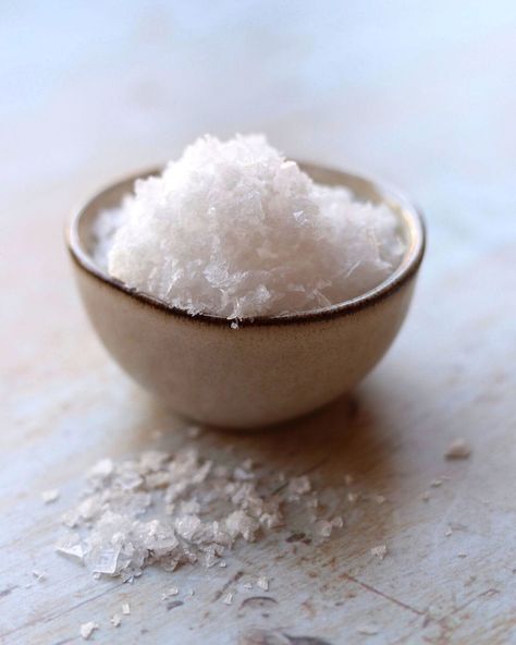 Types Of Salt, Maldon Sea Salt Flakes, Epsom Salt Benefits, Best Salt, Han Kang, Pickling Salt, Salt Flakes, Flaky Salt, September 23