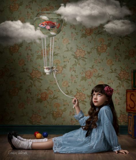 Vintage Playroom, Surealism Art, Bar Sala, Photo Concept, Concept Photography, Surreal Photos, Dreamy Photography, Motion Graphics Design, Surrealism Photography