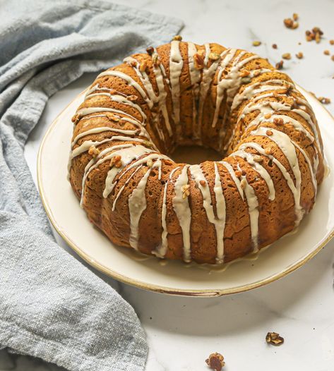 Pumpkin Banana Cake, Gluten Free Bundt Cake, Pumpkin Bundt Cake Recipes, Banana Bundt Cake, Banana Bundt, Pumpkin Bundt, Pumpkin Bundt Cake, Make French Toast, Banana Cake Recipe