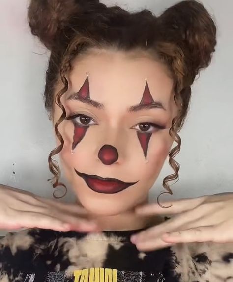 Helowin Makeup, Clown Makeup Black And Red, Easy Quick Halloween Makeup, Halloween Looks Makeup Easy, Clown Makeup For Kids, Easy Halloween Makeup Ideas Simple, Halloween Simple Makeup, Makeup Halloween Simple, Simple Halloween Makeup Looks