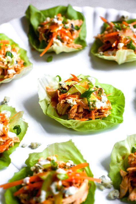 Easy Buffalo Chicken Lettuce Wraps Buffalo Chicken Lettuce Boats, Meal Themes, Buffalo Tuna, Buffalo Chicken Cups, Chicken Lettuce Cups, Buffalo Chicken Lettuce Wraps, Lettuce Wraps Healthy, Lettuce Tacos, Easy Buffalo Chicken