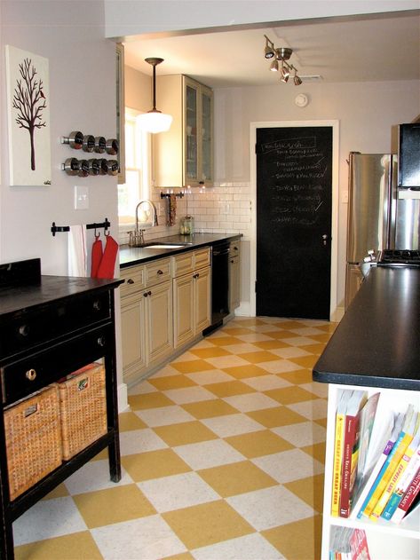 Geometric vinyl tile Modern Track Lighting Kitchen, Cream Kitchen Tiles, Marmoleum Floors, Best Flooring For Kitchen, 1940s Kitchen, Kitchen Yellow, Track Lighting Kitchen, Subway Tile Kitchen, Kitchen Island With Seating