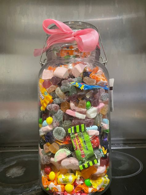 #sweets #gifts #sweetjars Candy In A Jar Gift, Candy Jars Aesthetic, Jordan Bedroom, Sweets Jar, Healthy Candy, Summer Sweets, Sweet Jars, Bad Week, Salad In A Jar