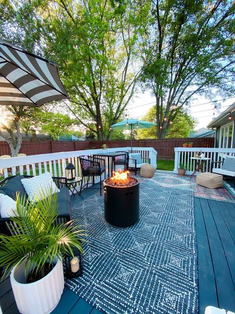 Balcony Remodel, Small Patio Spaces, Outdoor Deck Decorating, Deck And Patio, Cement Patio, Farmhouse Patio, Back Deck Decorating, Deck Decorating Ideas, Outdoor Room