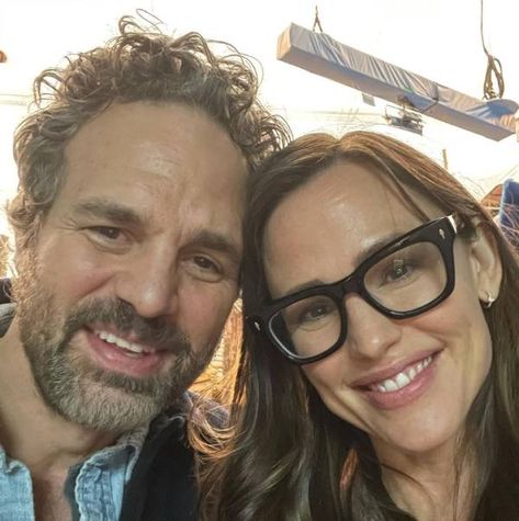 Jennifer Garner undergoes major makeover - see her new short hairdo | HELLO! 13 Going 30, Thirteen Going On Thirty, Jenna Rink, Jen Garner, The Adam Project, Adam Project, Judy Greer, Kieran Culkin, Rom Coms