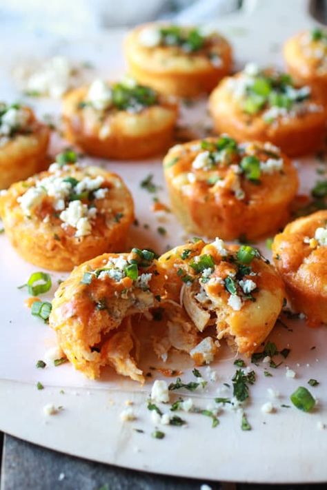 Impossibly Easy Mini Buffalo Chicken Pies - BettyCrocker.com Buffalo Chicken Pie, Chicken Pies, Mini Pie Recipes, Chicken Pie Recipe, Small Appetizers, Chicken Pie, Mini Pies, Chicken Flavors, Buffalo Chicken