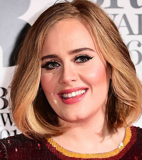 Adele Reportedly Lost 100 Pounds on the Sirtfood Diet—but Is It Healthy? #waterdiet Adele Diet, Sirtfood Diet, Fasting Plan, Adele Photos, Adele Weight, Flexitarian Diet, Week Diet Plan, What Can I Eat, Lost 100 Pounds