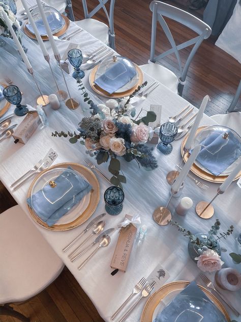 Powder Blue Table Setting, Dusty Blue Tea Party, Blue Table Arrangements, Blue Table Decorations, Pearl Bridal Shower, Blue Table Settings, Wedding Theme Color Schemes, Azul Serenity, Blue Bridal Shower