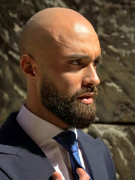 Handsome Bald Men With Beards, Bald And Bearded Men, Beard Trimming Styles, Bald Head Man, Beard Styles Bald, Bald Head With Beard, Shaved Head With Beard, Black Men Beard Styles, Bald Men With Beards