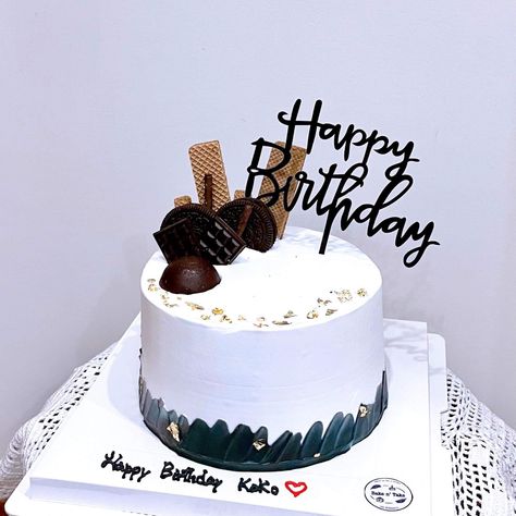 Korean Cake For Boyfriend, Kue Simple, Design Kue, Kue Birthday, Cake Boyfriend, Simple Anniversary Cakes, Guitar Birthday Cakes, Bike Cakes, Cake For Boyfriend